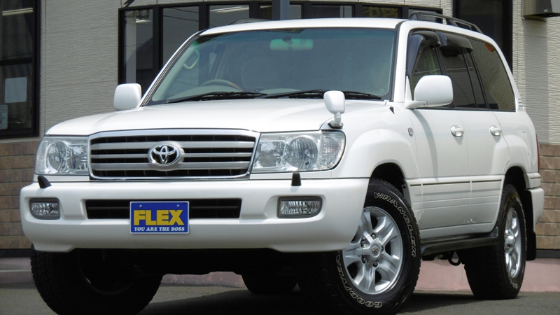 What is the Toyota Land Cruiser 100 Series?