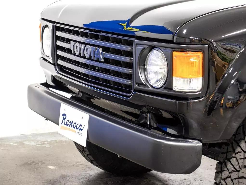 Front end of Renoca Wonder by FLEX Automotive, based on a 1996 Toyota Land Cruiser Sport Utility 4D