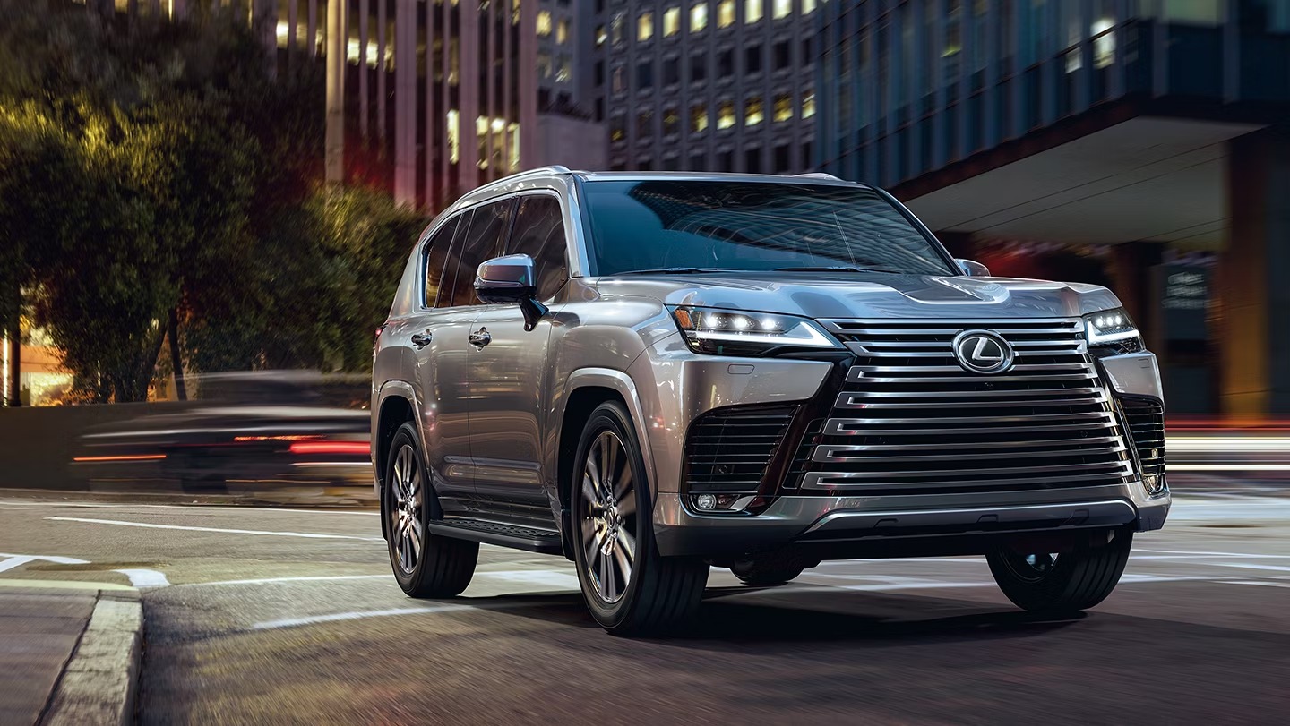 Lexus LX history, Differences Between the Lexus GX - FLEX Automotive