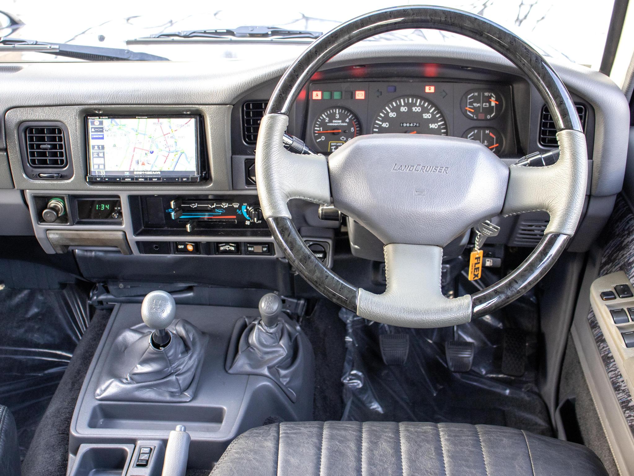 1995 TOYOTA Land Cruiser Prado SX 