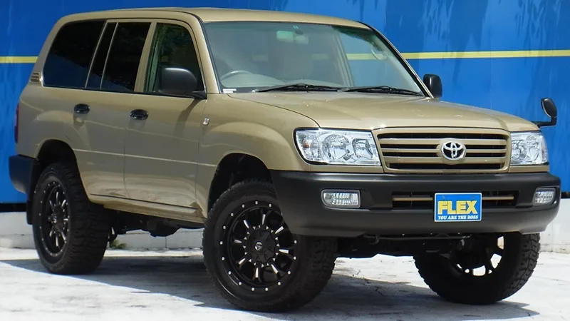 Land Cruiser 100 at FLEX Automotive