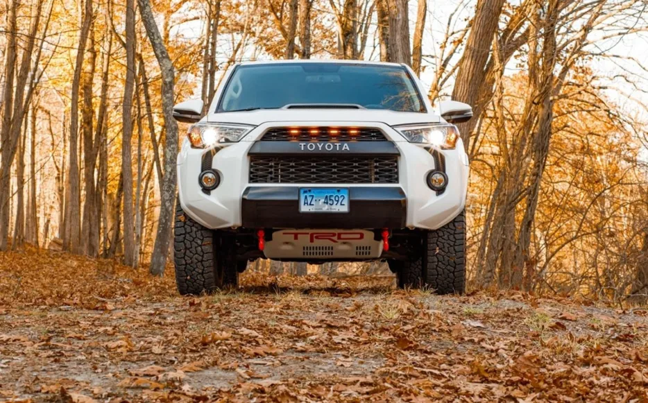 2025 Toyota 4runner in white colour