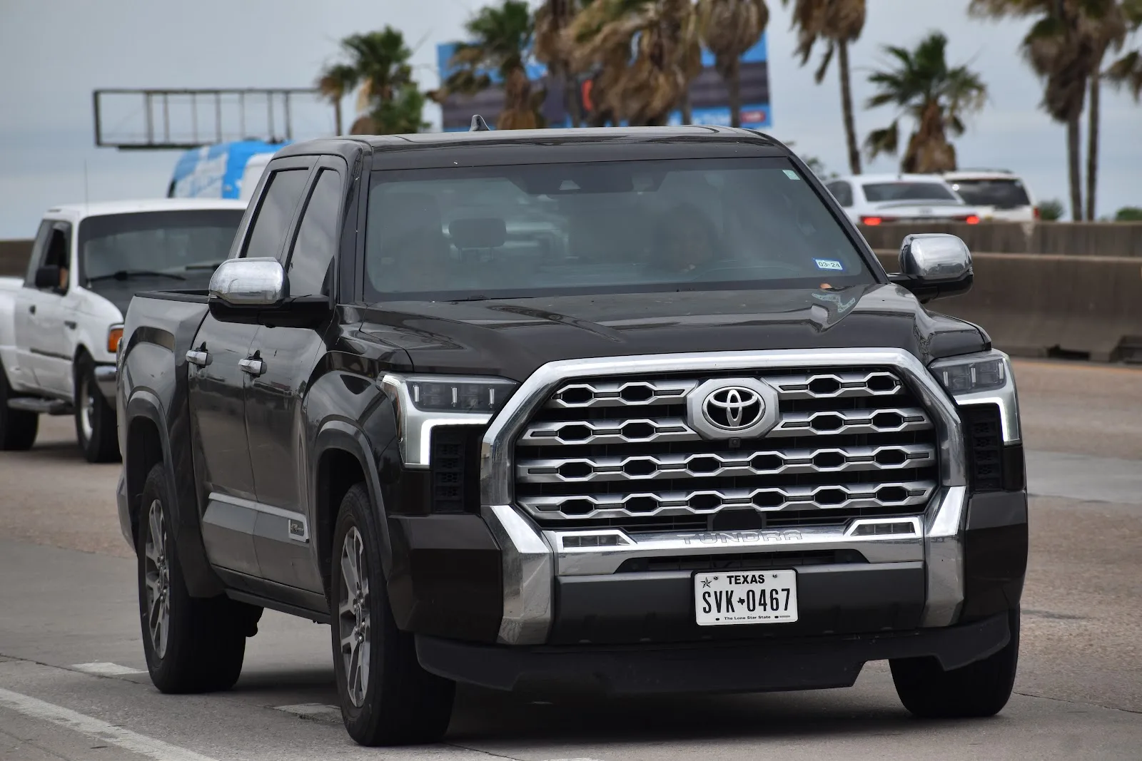 Toyota Tundra Capstone Black