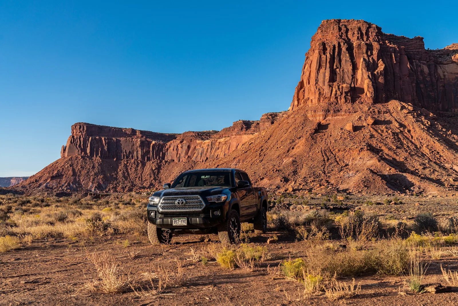 Toyota Tacoma vs 4Runner: Which Is Better to Lift for Off-Road Use?