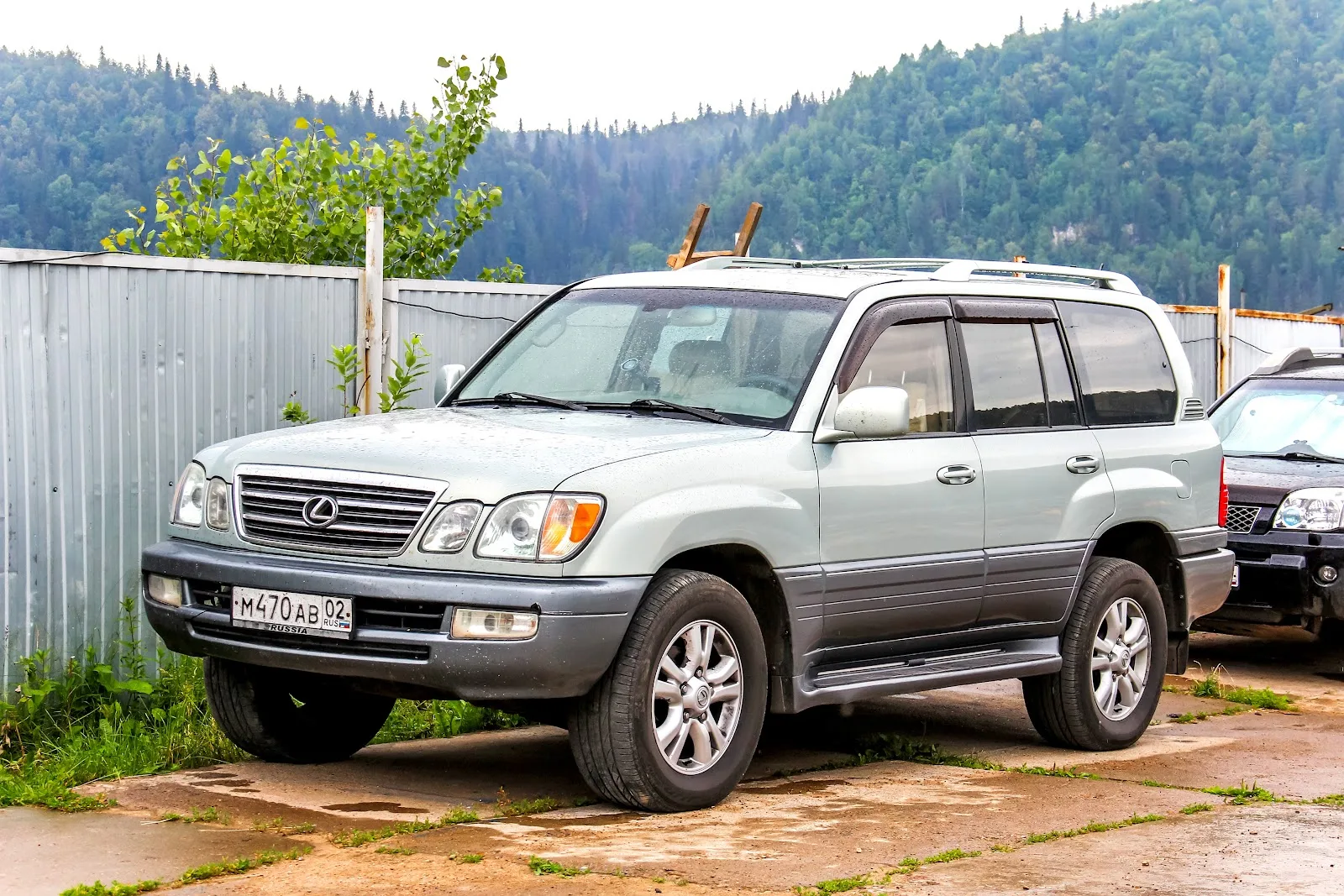 Lexus LX 470 Parked Outside on a Street