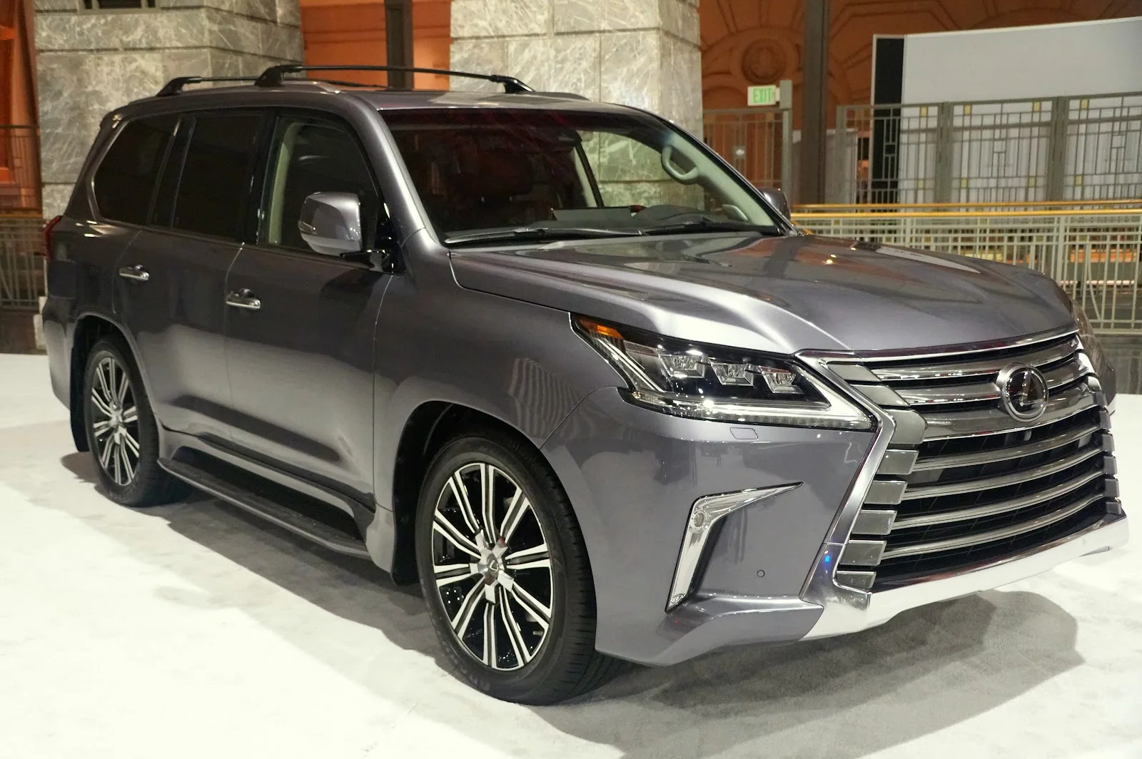 Lexus LX 570 Towing Capacity – Is it Enough?
