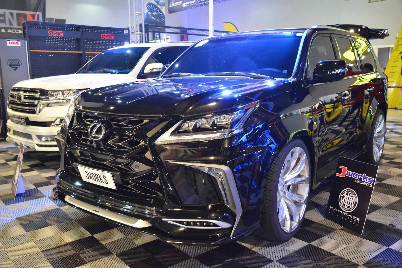 Lexus LX 570 Towing Capacity