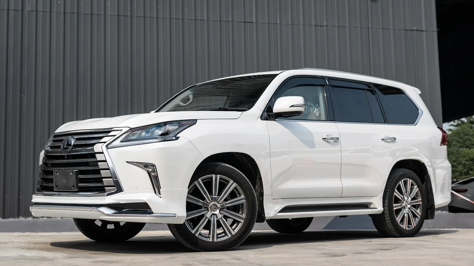 2024 Lexus LX 600 Review – Price, Specs, Interior, and More!