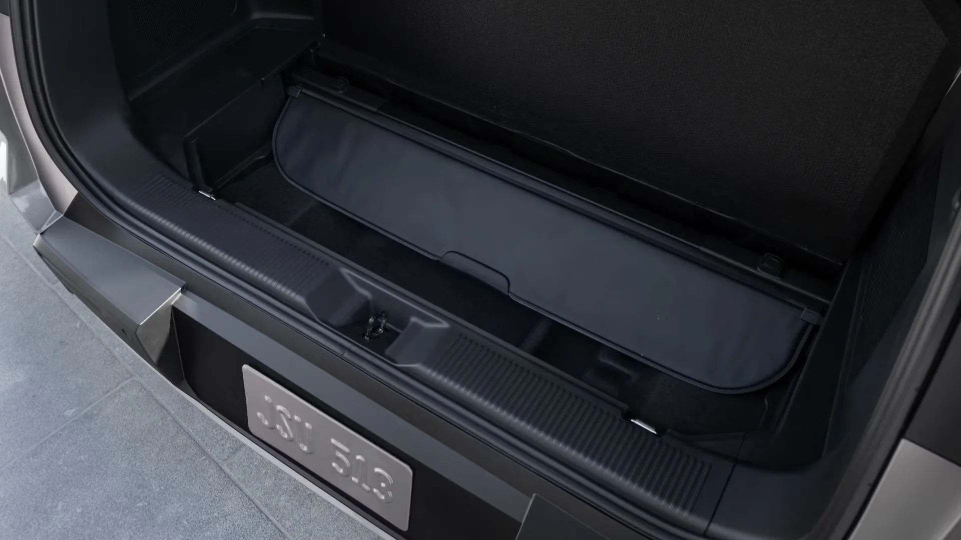 2027 Toyota Highlander cargo and rear storage space