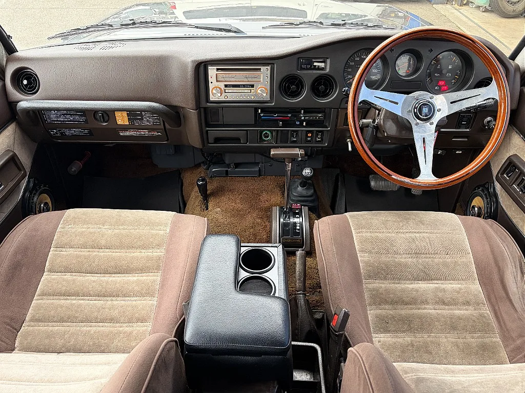 Land Cruiser / FJ60 at FLEX in Japan