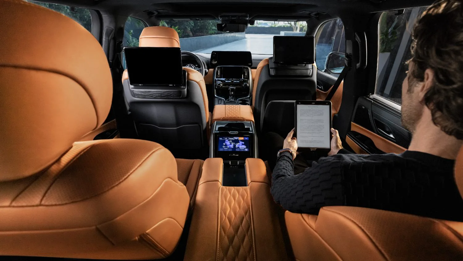 Lexus LX600