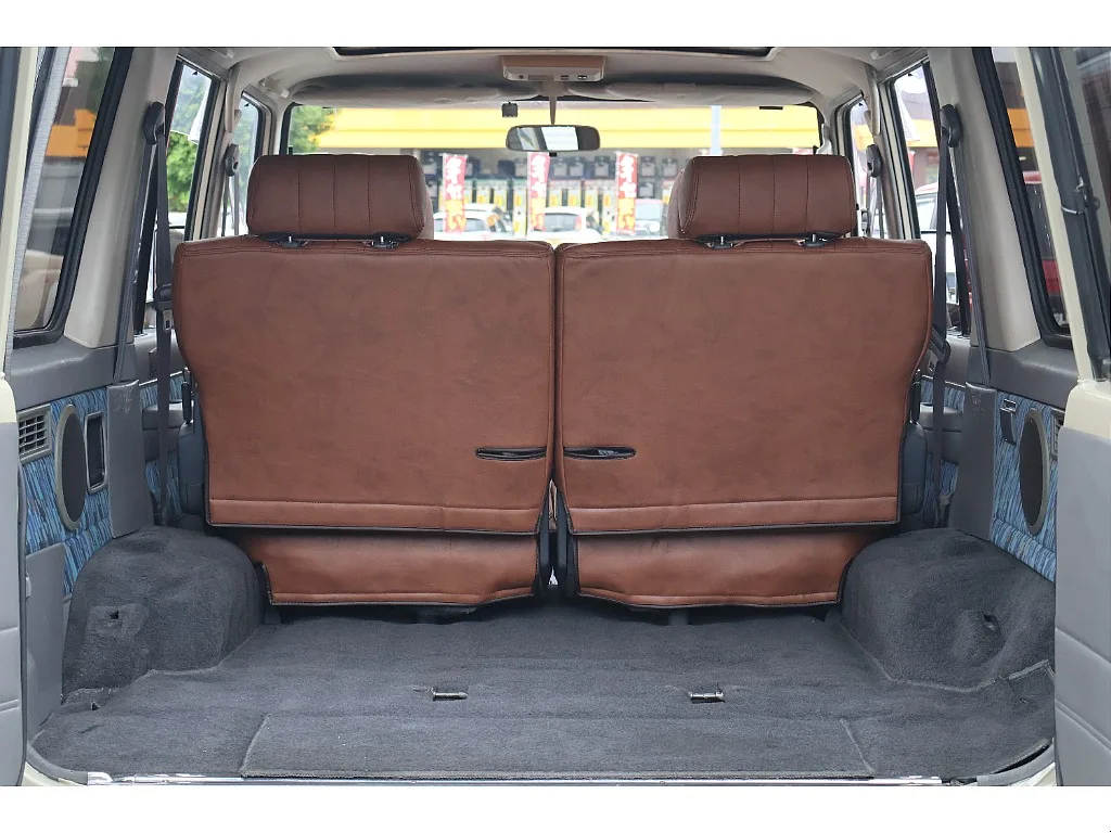 Land Cruiser 70 Prado
