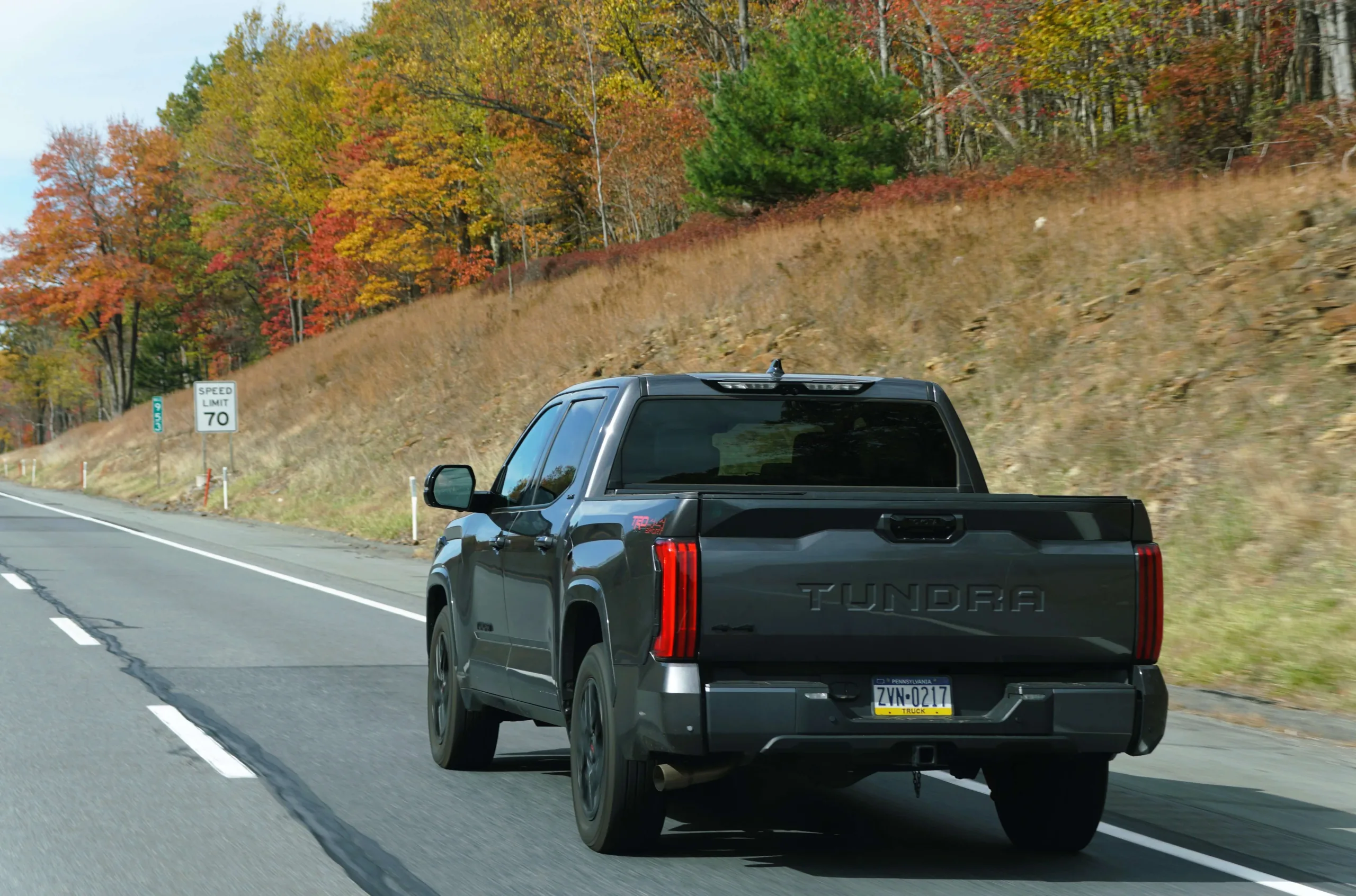 2025 Toyota Tundra MPG & Real-World Fuel Economy