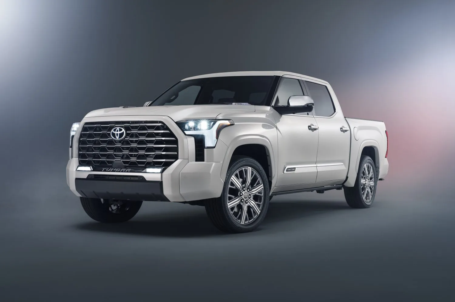 2025 Toyota Tundra Capstone White
