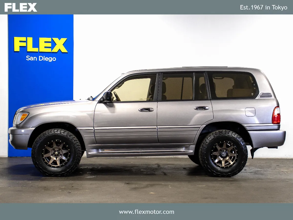 2001 Lexus LX 