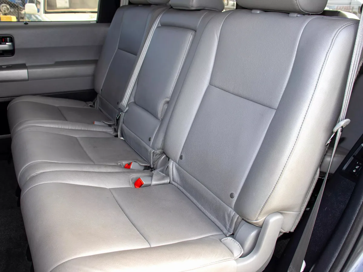 2014 Toyota Sequoia 