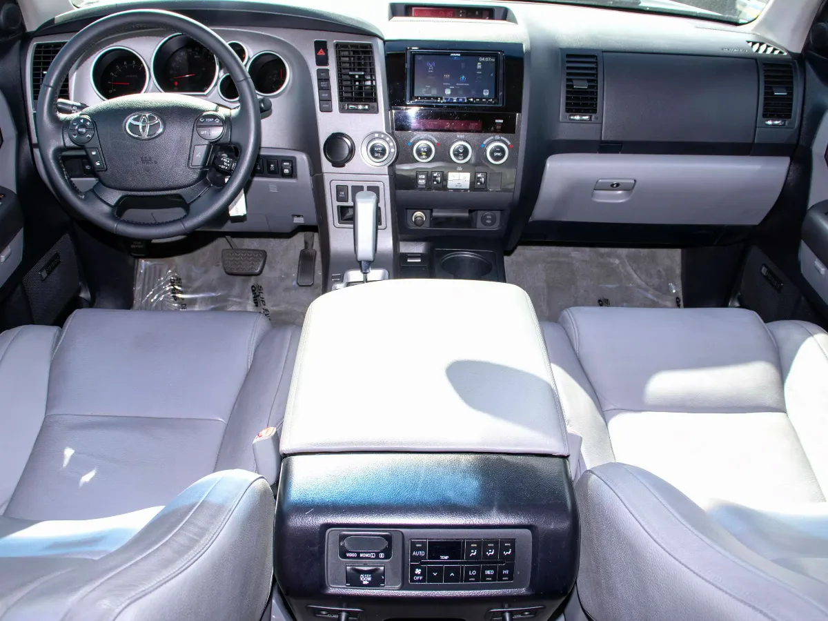 2010 Toyota Sequoia 