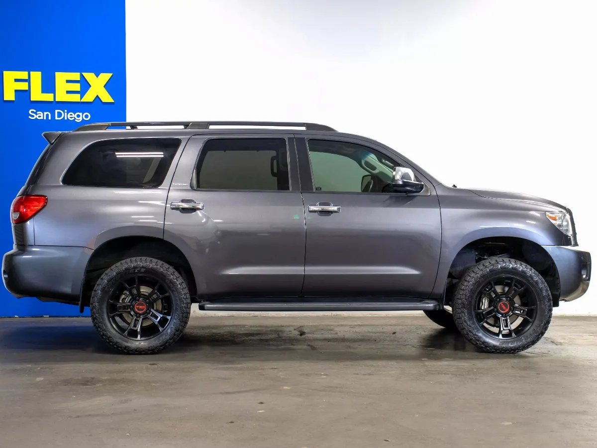 2014 Toyota Sequoia 