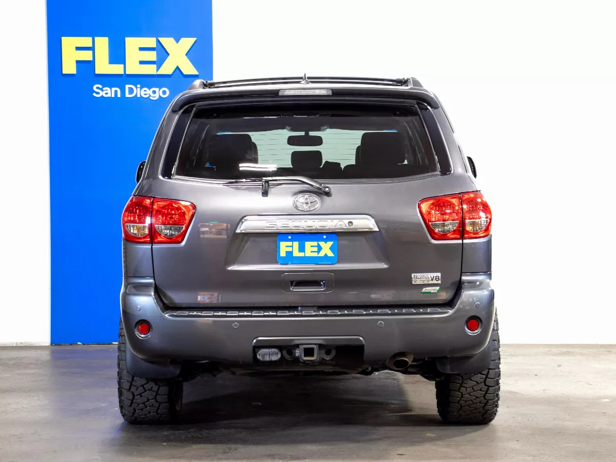 2014 Toyota Sequoia 
