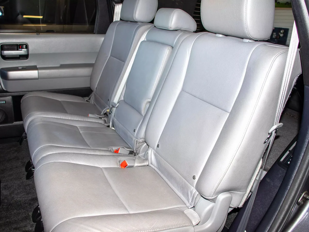 2014 Toyota Sequoia 
