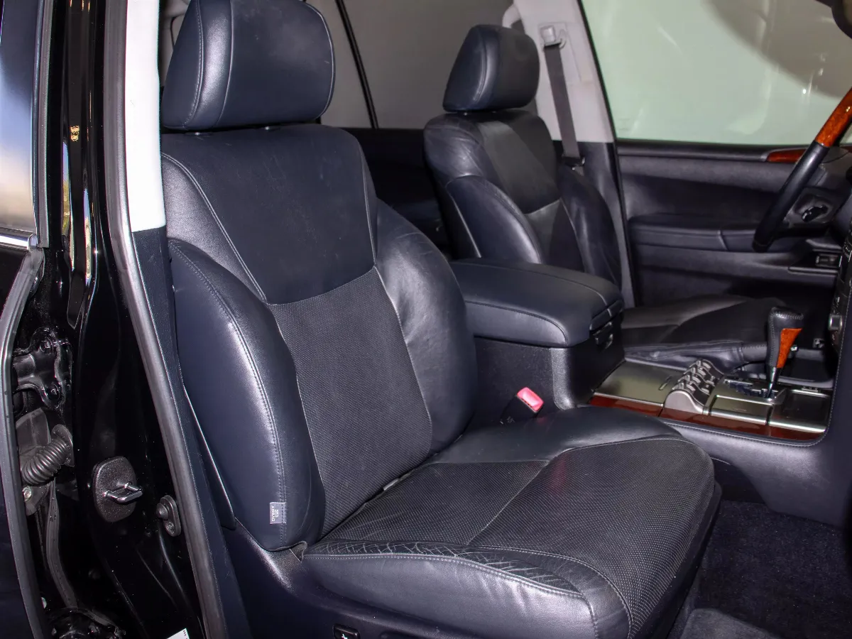 2011 Lexus LX 
