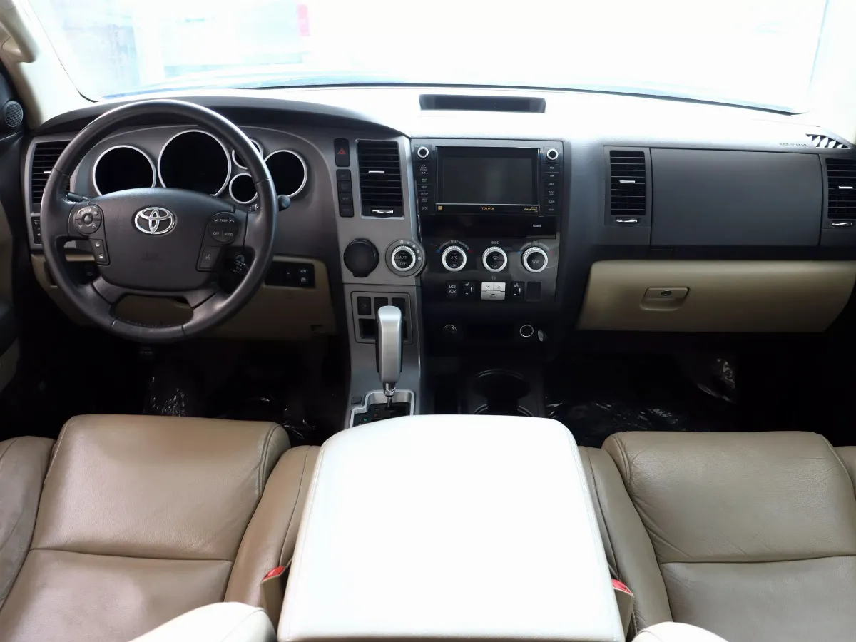 2010 Toyota Sequoia 