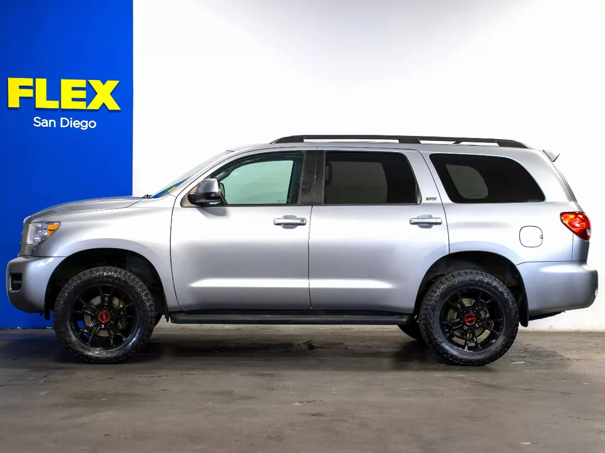 2016 Toyota Sequoia 
