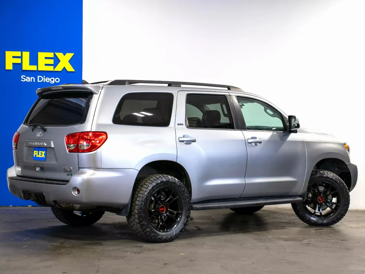 2016 Toyota Sequoia 