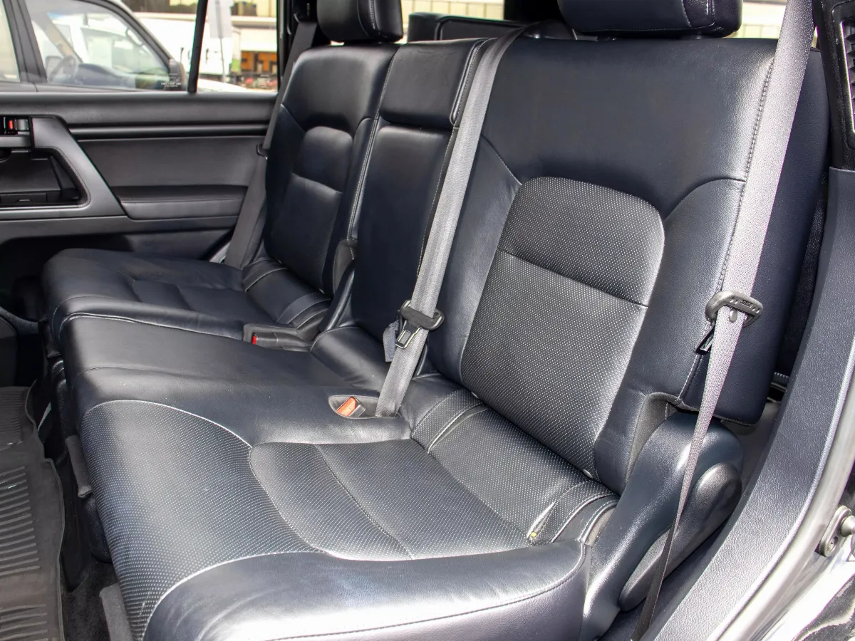 2013 Toyota Land Cruiser 