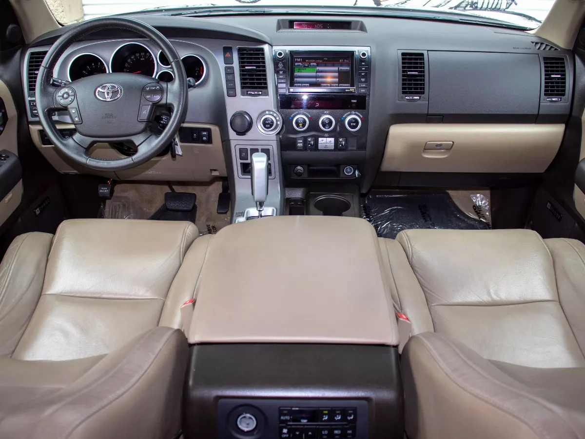 2010 Toyota Sequoia 