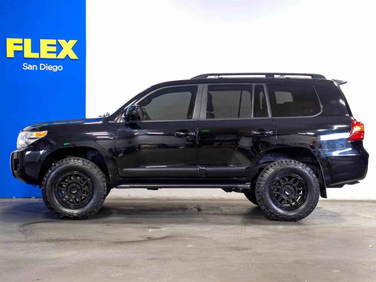 2013 Toyota Land Cruiser 