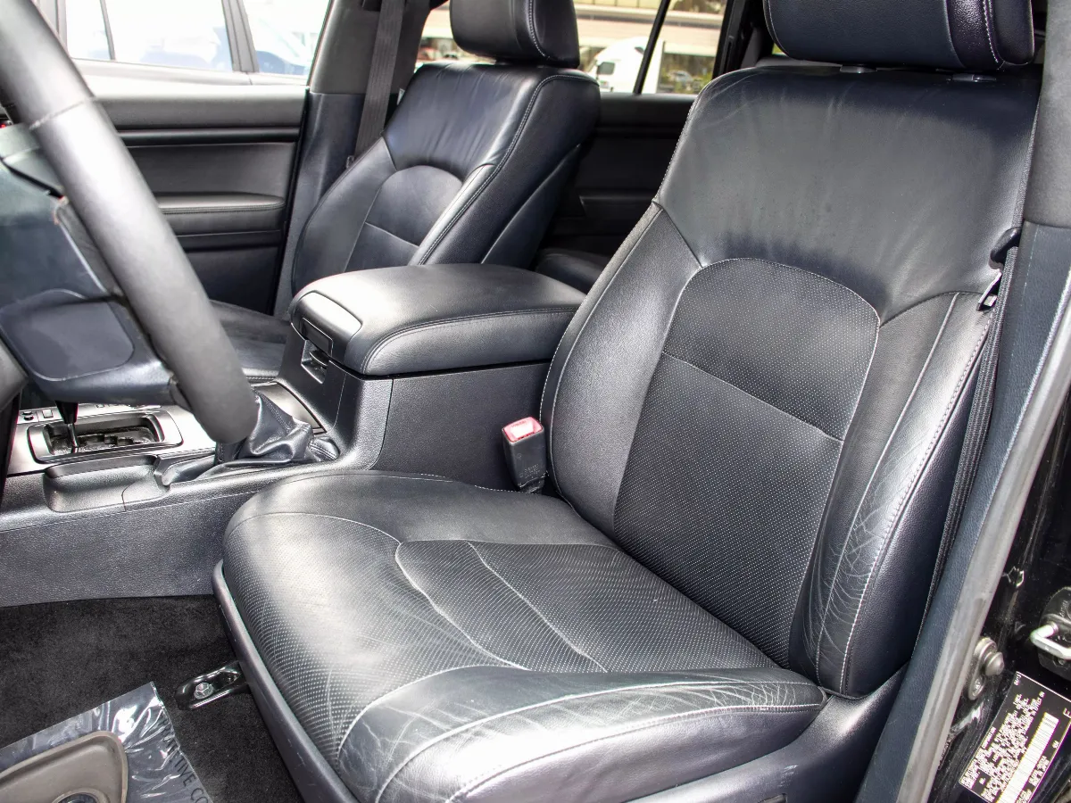 2013 Toyota Land Cruiser 