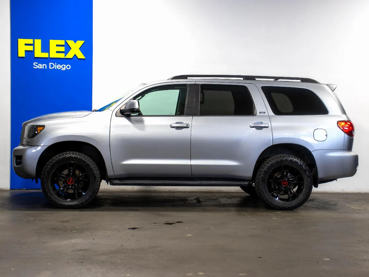 2016 Toyota Sequoia 