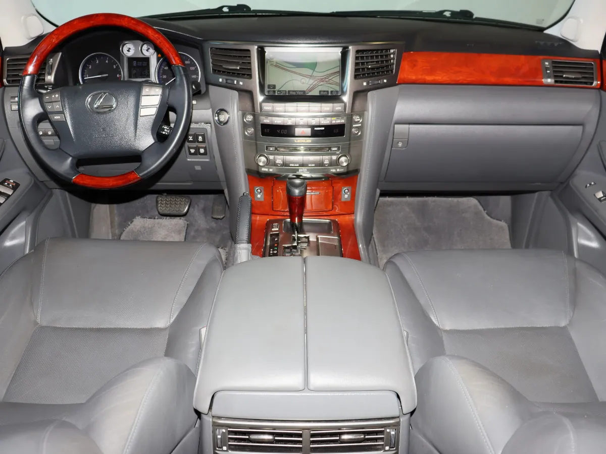 2009 Lexus LX 