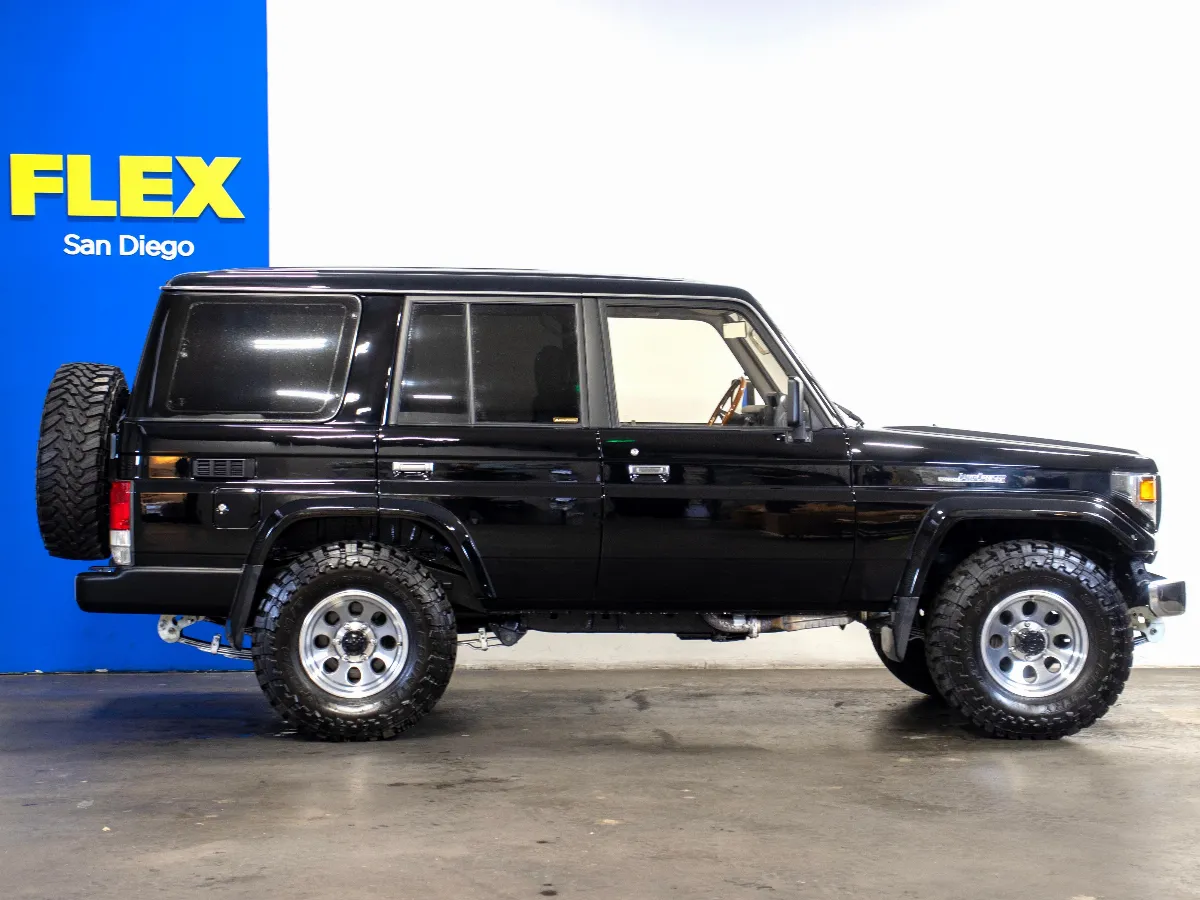 1993 TOYOTA LAND CRUISER 