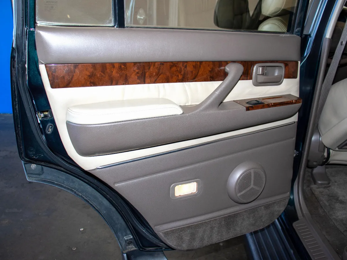 1997 Lexus LX 