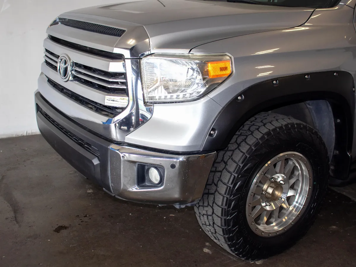 2016 Toyota Tundra CrewMax 