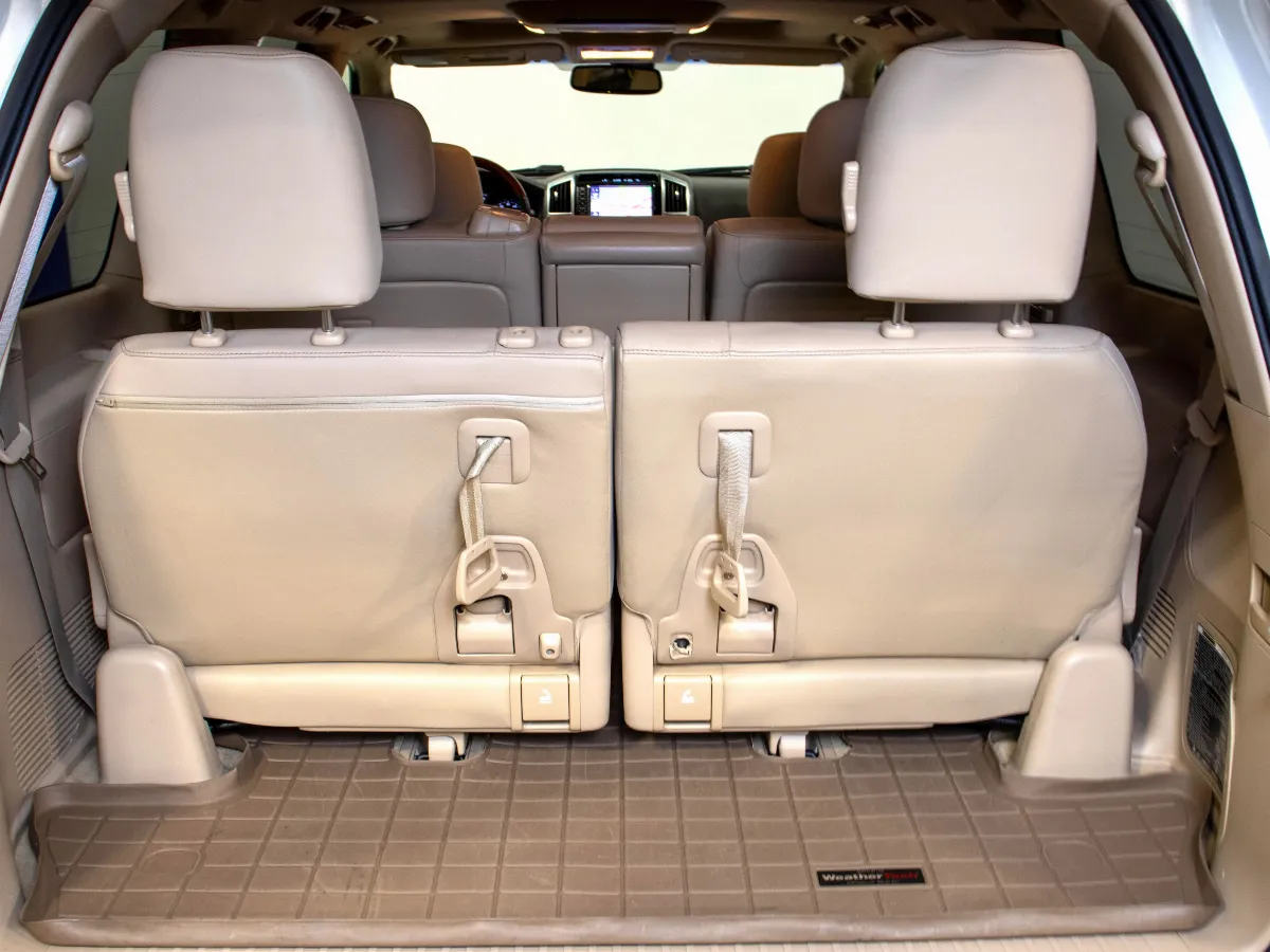 2013 Toyota Land Cruiser 