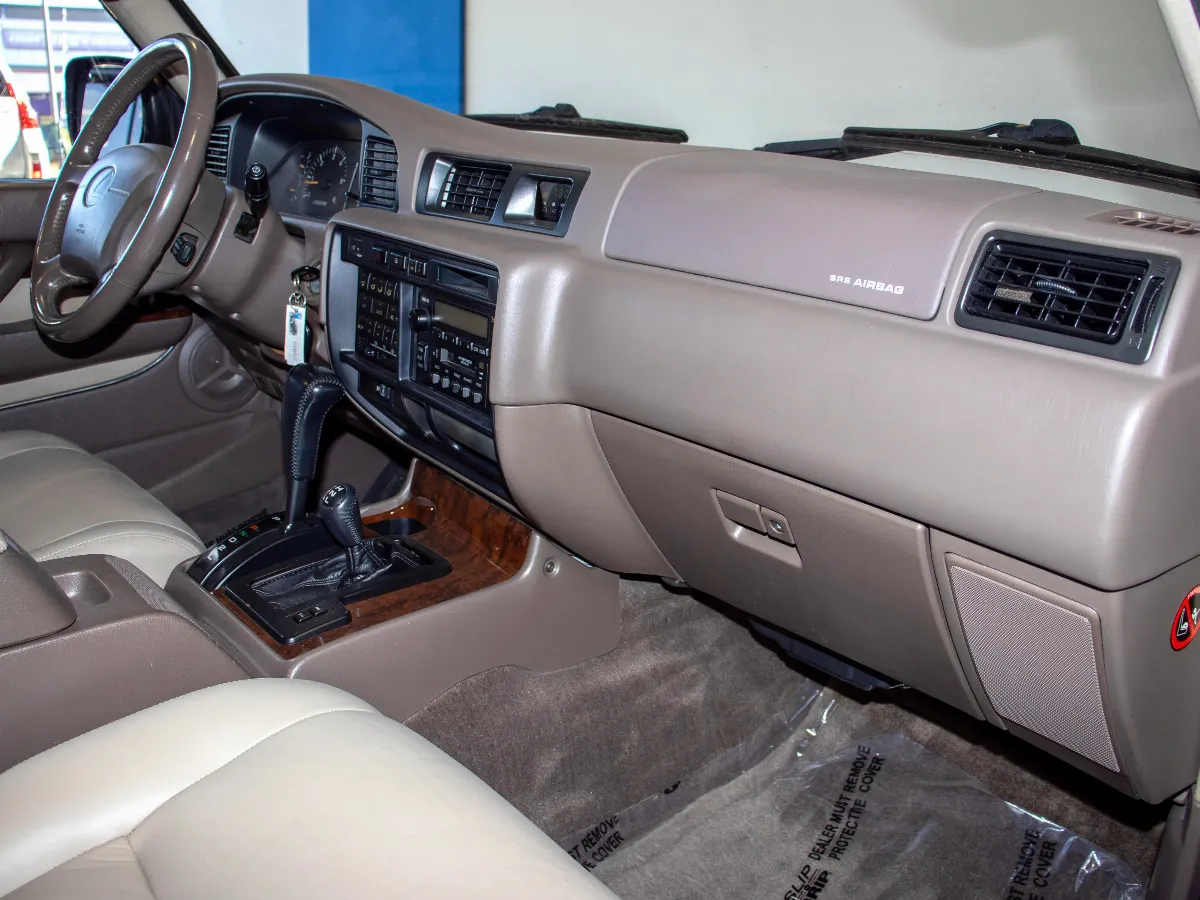 1997 Lexus LX 