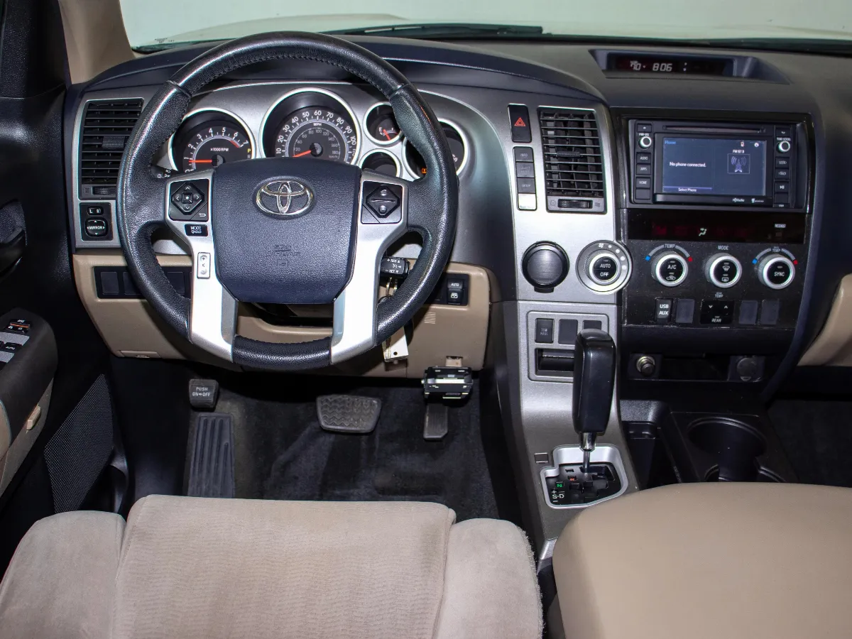 2014 Toyota Sequoia 