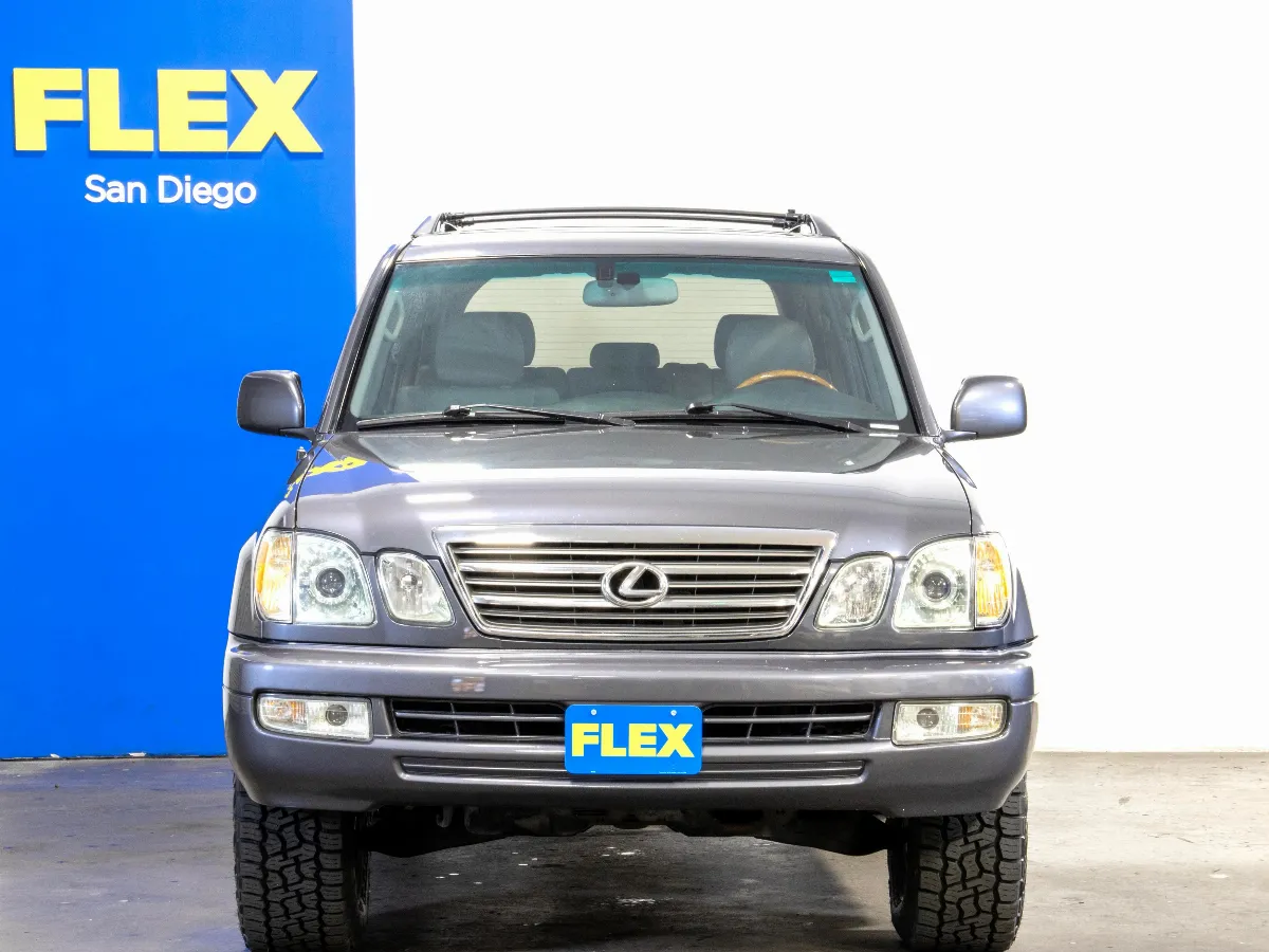 2003 Lexus LX 