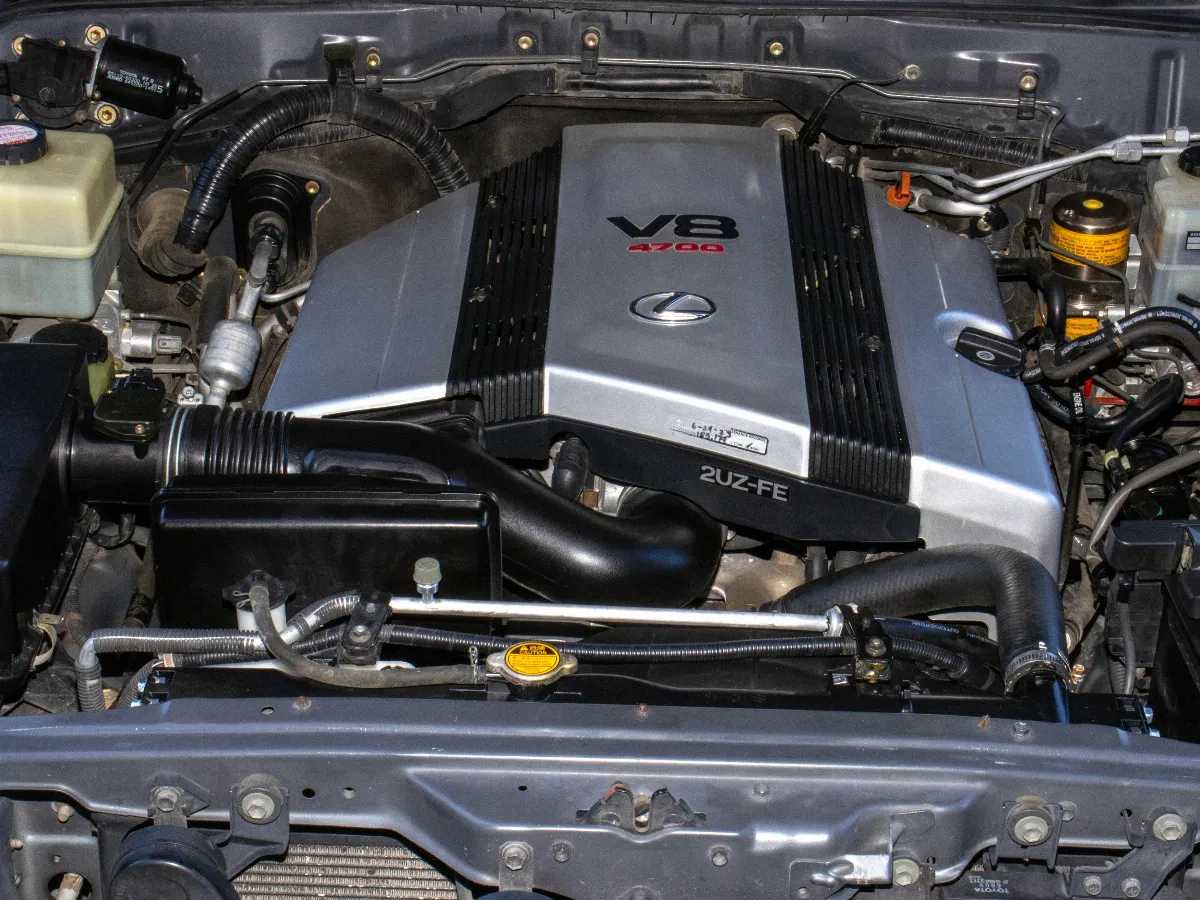 2003 Lexus LX 