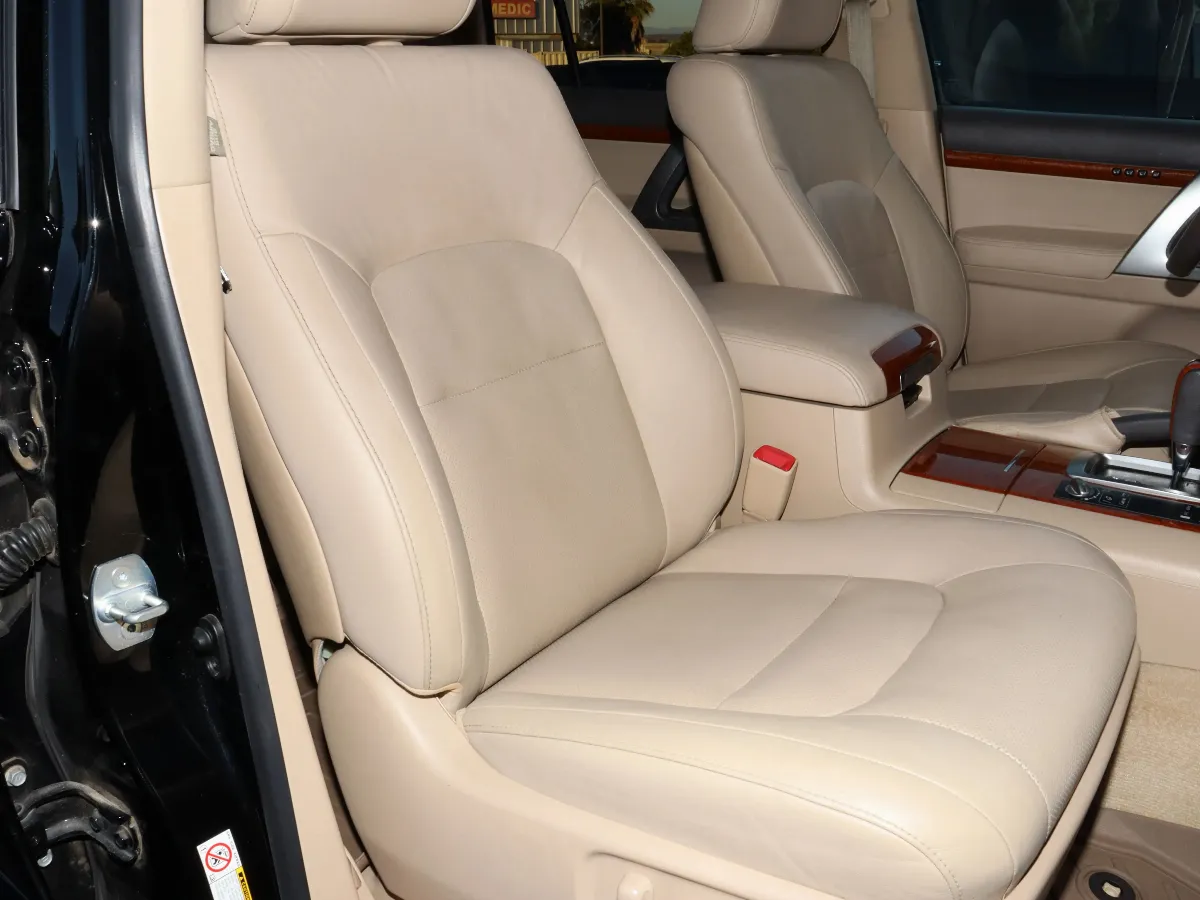 2015 Toyota Land Cruiser 