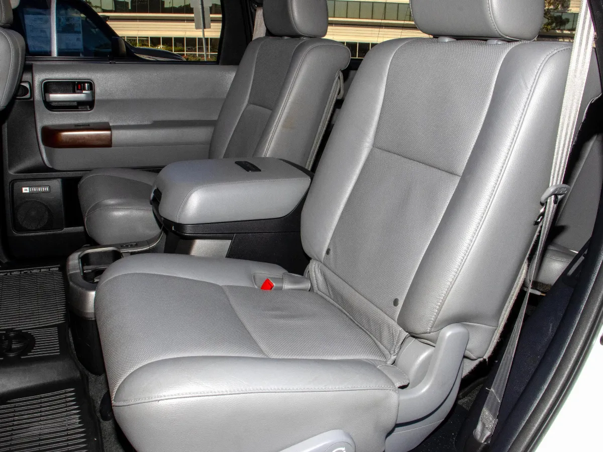 2017 Toyota Sequoia 