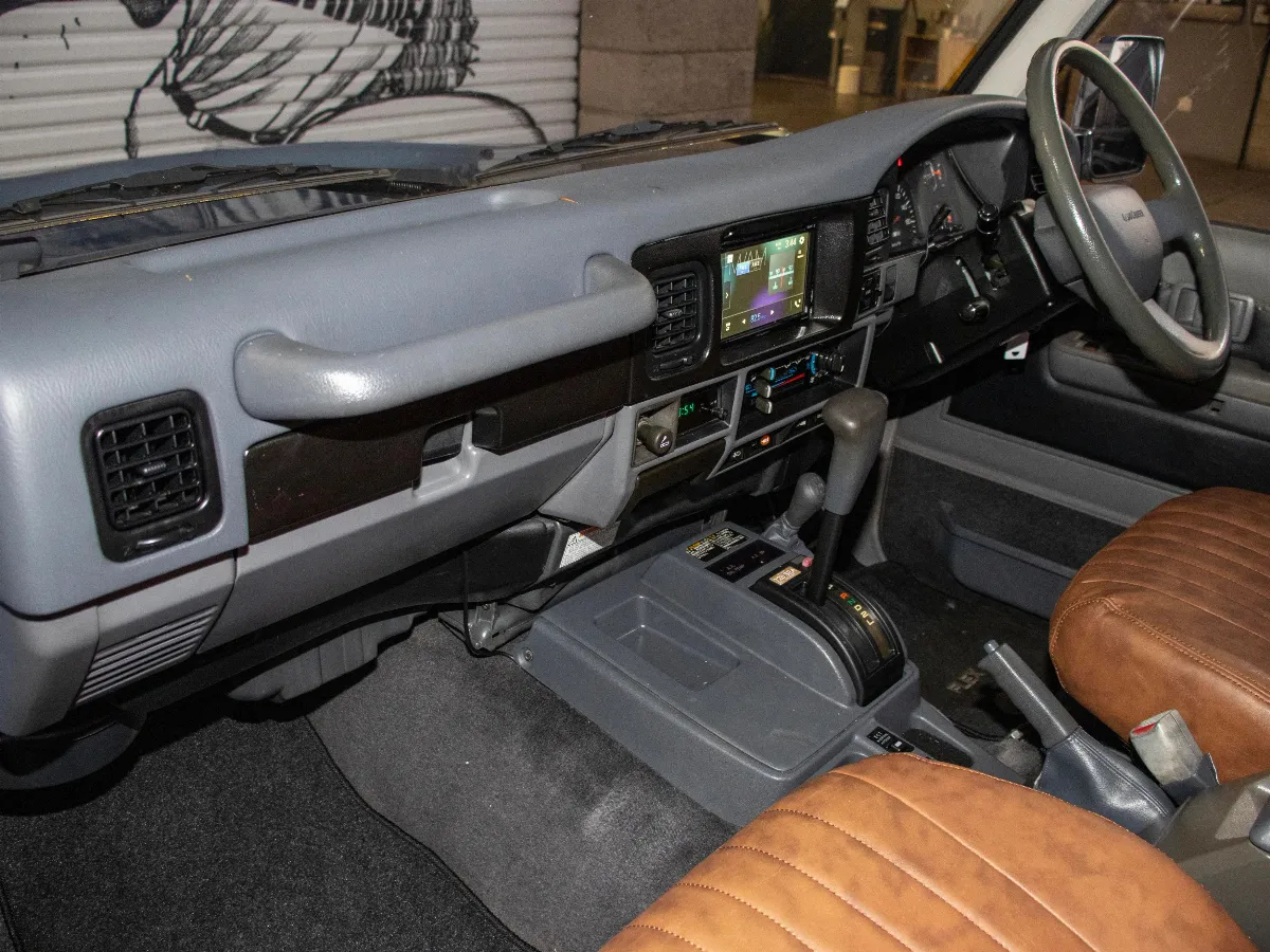 1996 TOYOTA LAND CRUISER PRADO 