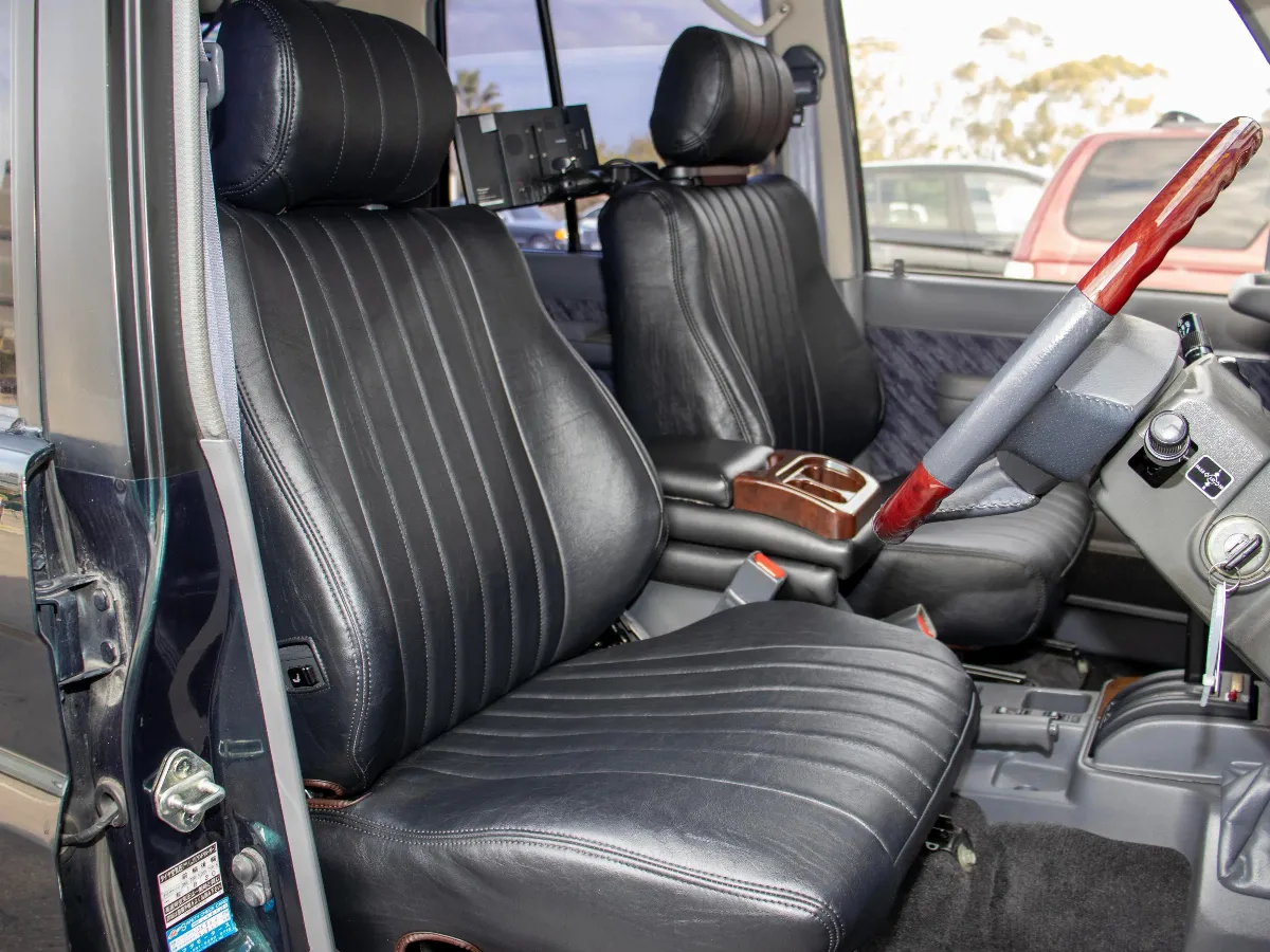 1994 TOYOTA LAND CRUISER PRADO 