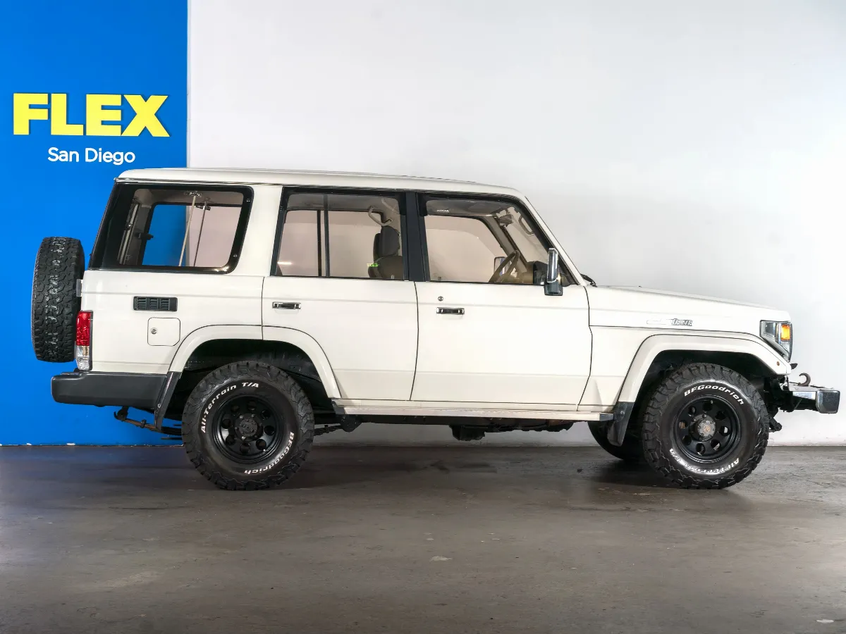 1996 TOYOTA LAND CRUISER 