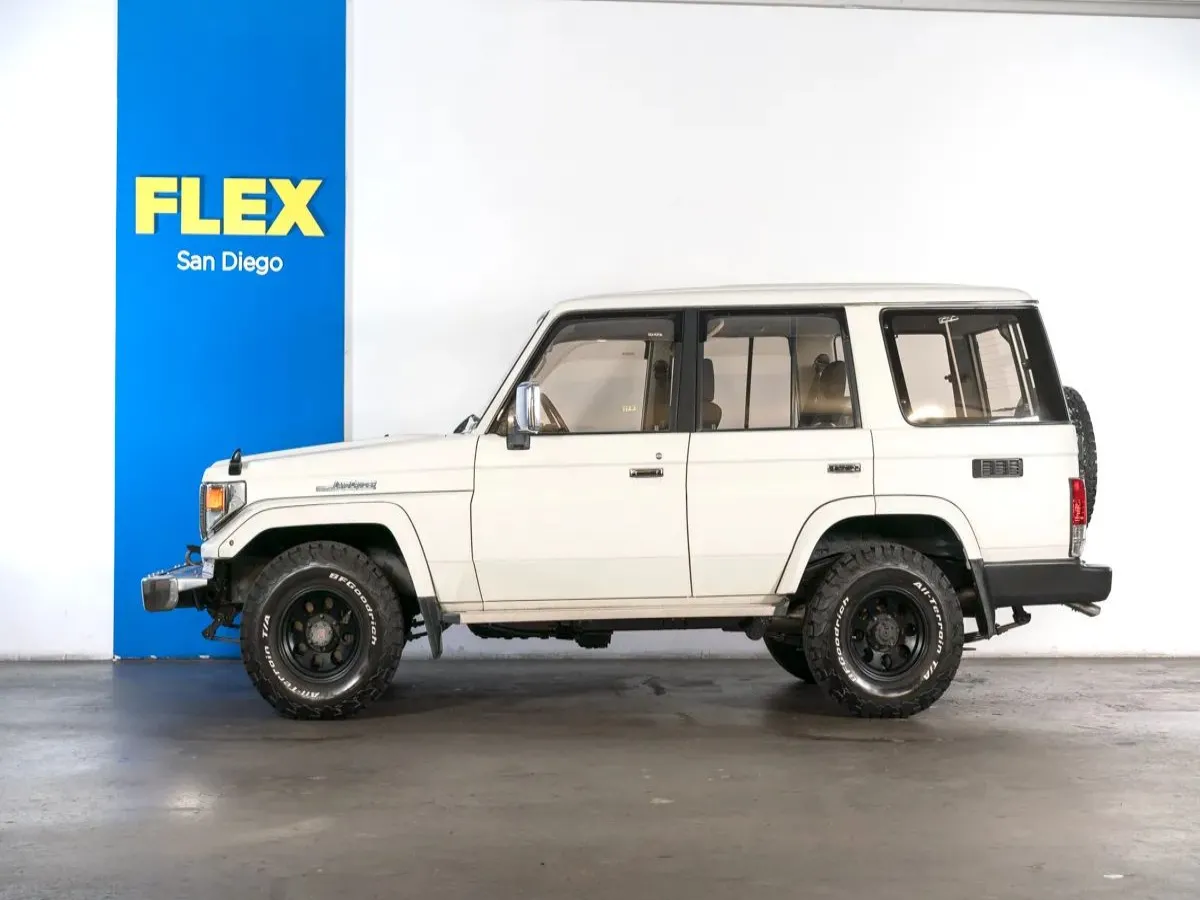 1996 TOYOTA LAND CRUISER 