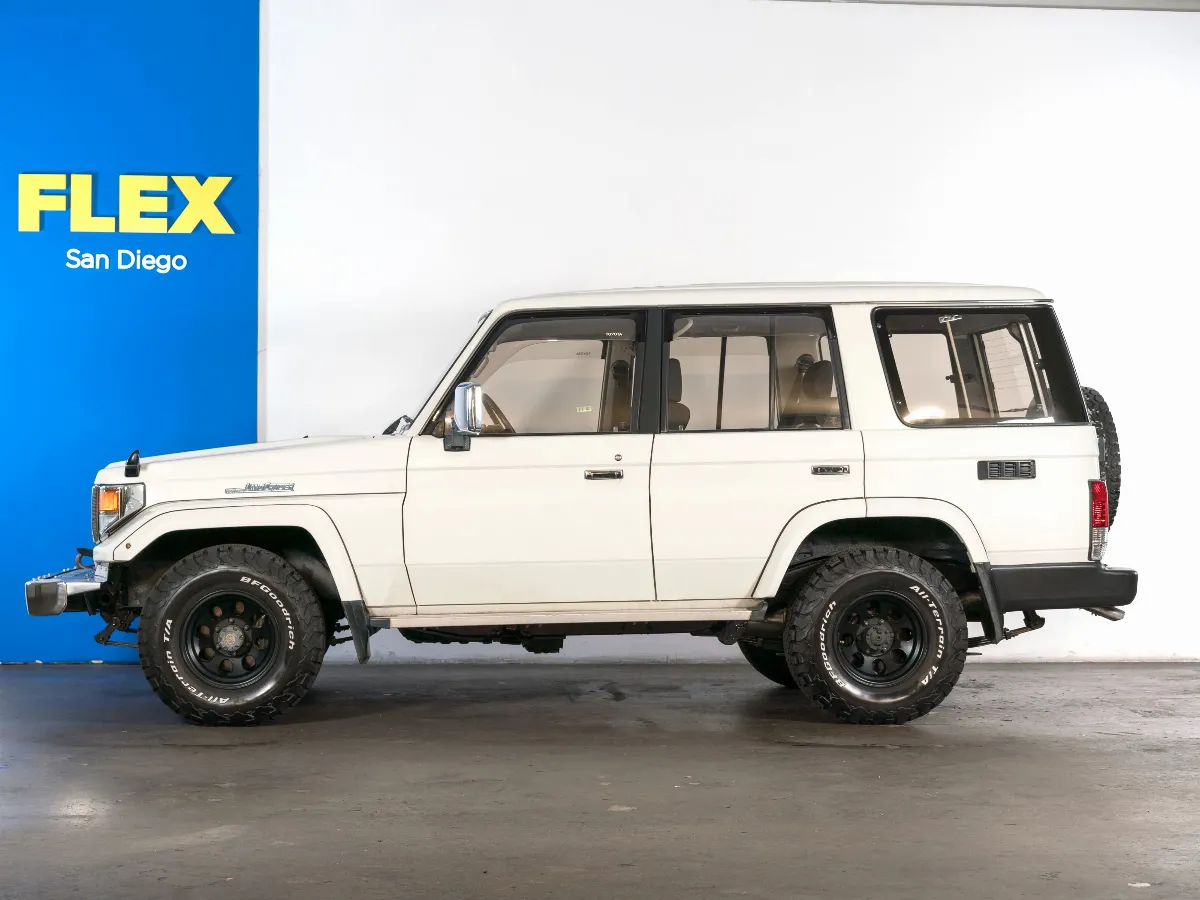 1996 TOYOTA LAND CRUISER 