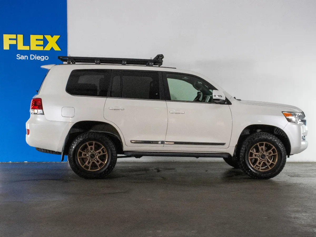 2021 Toyota Land Cruiser 